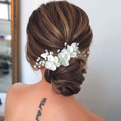 レディなシンプル真珠花模様髪饰りヘアクリップ ヘアアクセサリー  結婚式 お呼ばれ 大人 華やか髪留めバレッタ